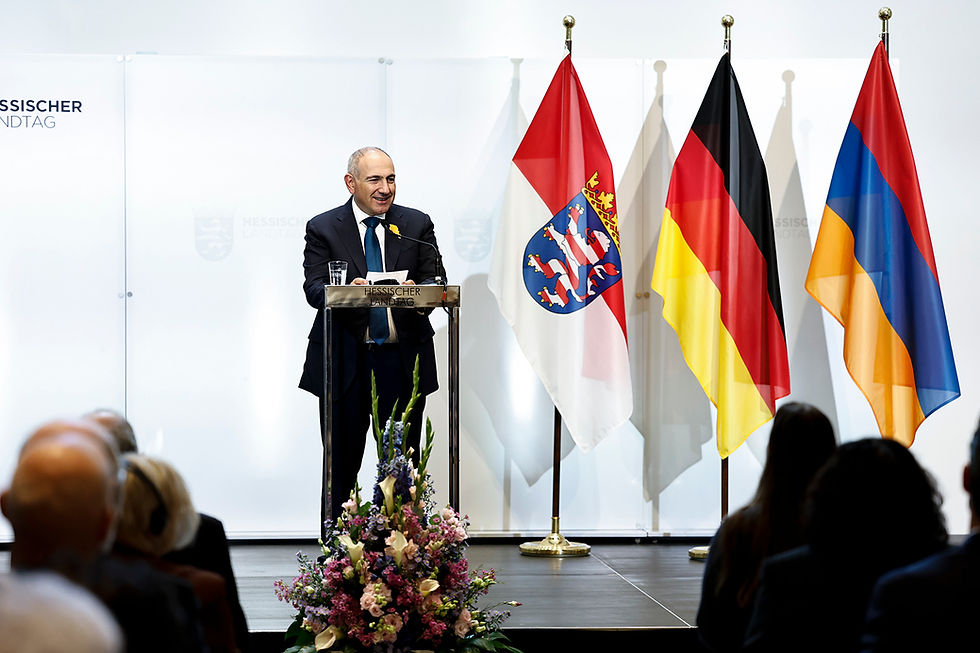 Pashinyan Receives Germany’s Hessian Peace Prize and $28,700 Award for South Caucasus Peace Efforts