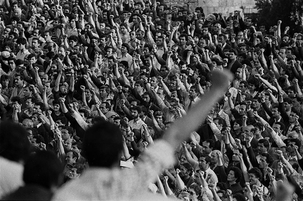 Armenia’s Declaration of Independence Turns 36 as Pashinyan Pushes New Constitution