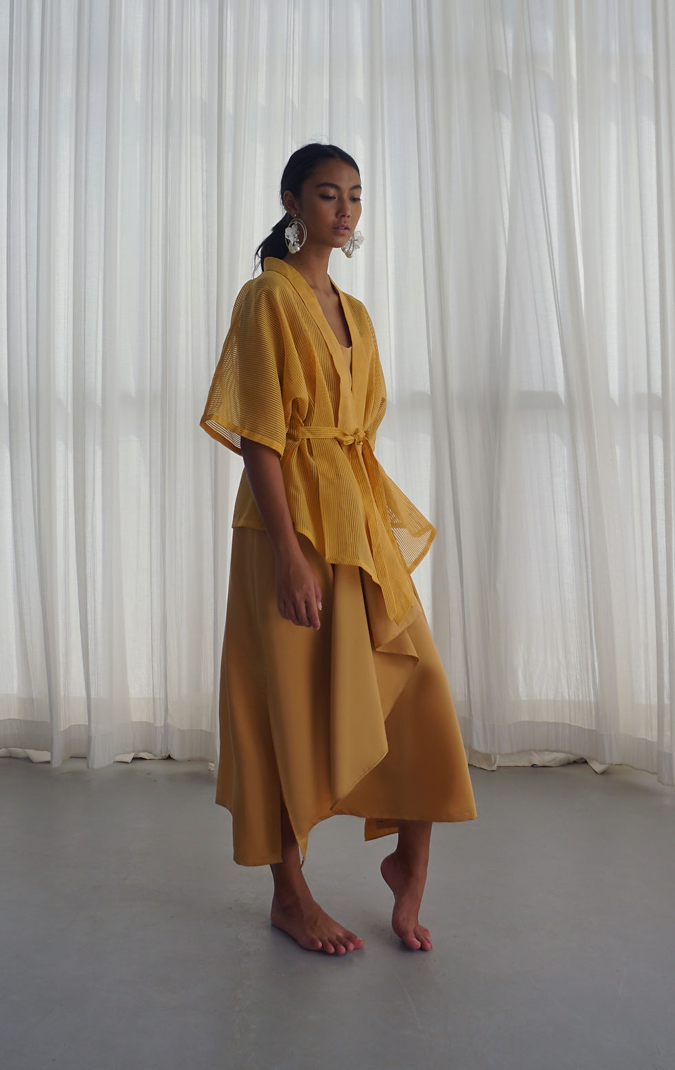 Thumbnail: Dipankara Kimono