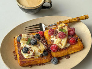 Berry Yogurt French Toast – Sweet, Soft & Perfect for a Quick Morning