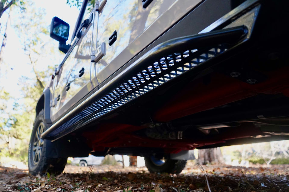 Ineos Quartermaster Side Steps