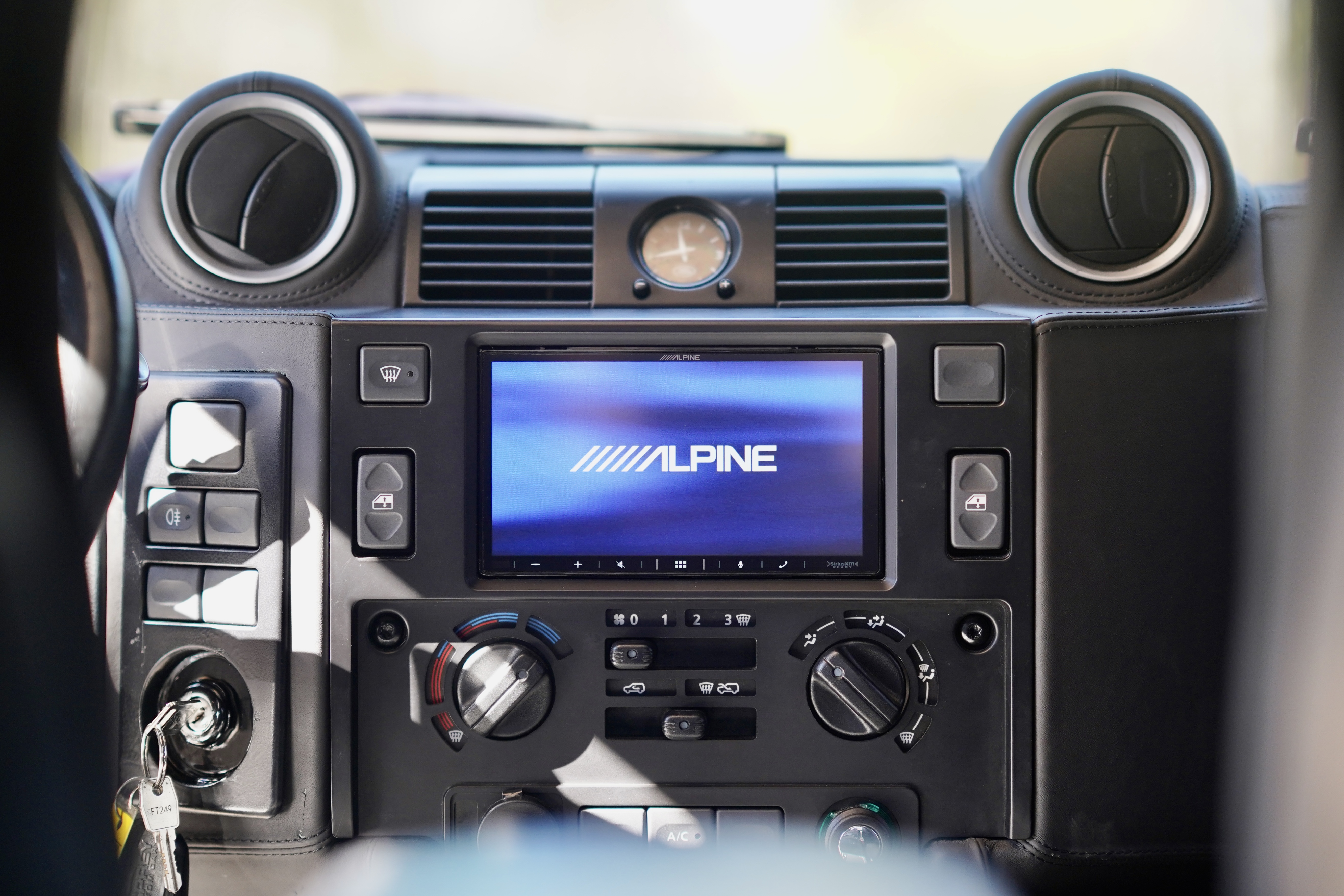 1997 Land Rover Defender Base - Photo 6
