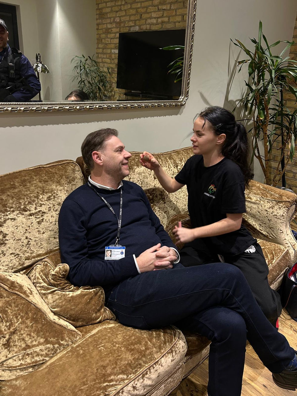 da6581dc-ee76-4d44-bc3b-c9dad5047521