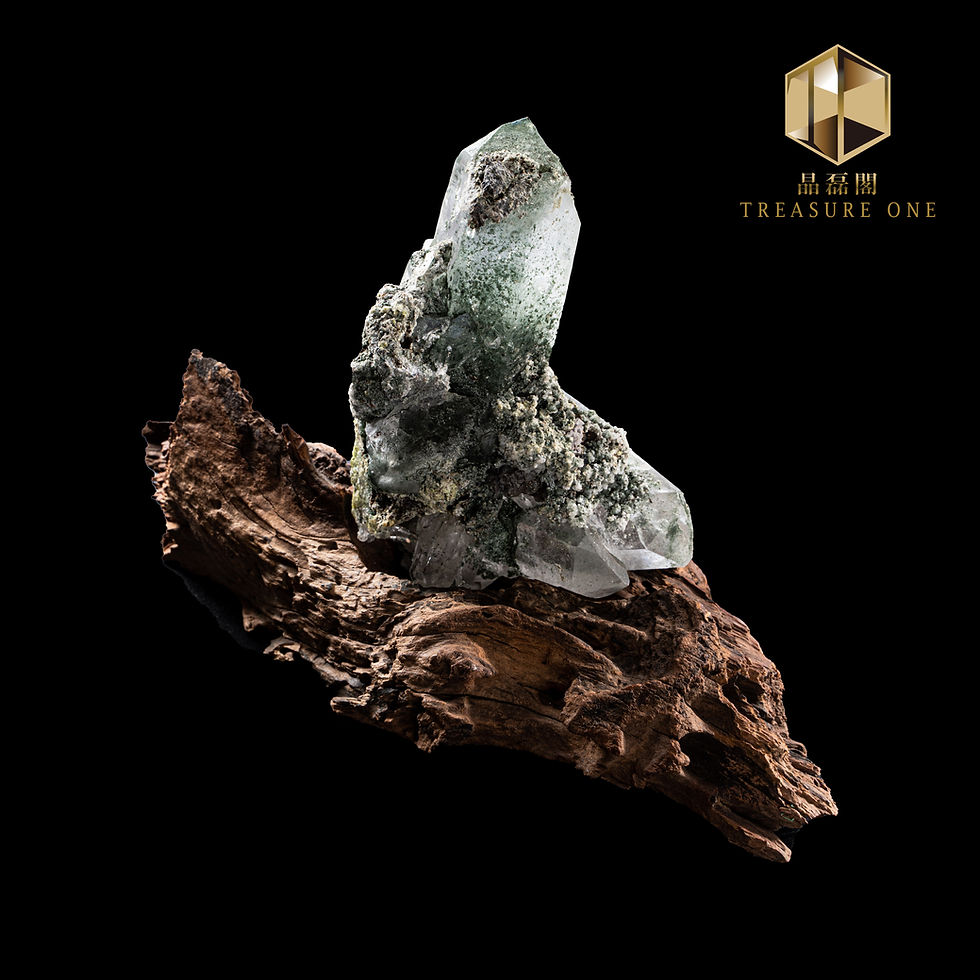 縮圖：綠幽靈原石水晶柱