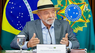 LULA DECLARA PATRIMÔNIO 35% MENOR QUE EM 2022
