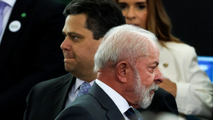 Lula e Alcolumbre retomam diálogo após meses de distanciamento