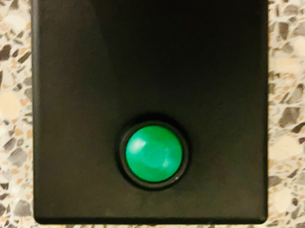 ClickHero – Electronic Beep Clicker with Soft Tone | SuperheldenHulphond