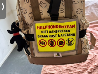 “Zichtbaar zonder woorden: de backpatch voor hulphondenteams”