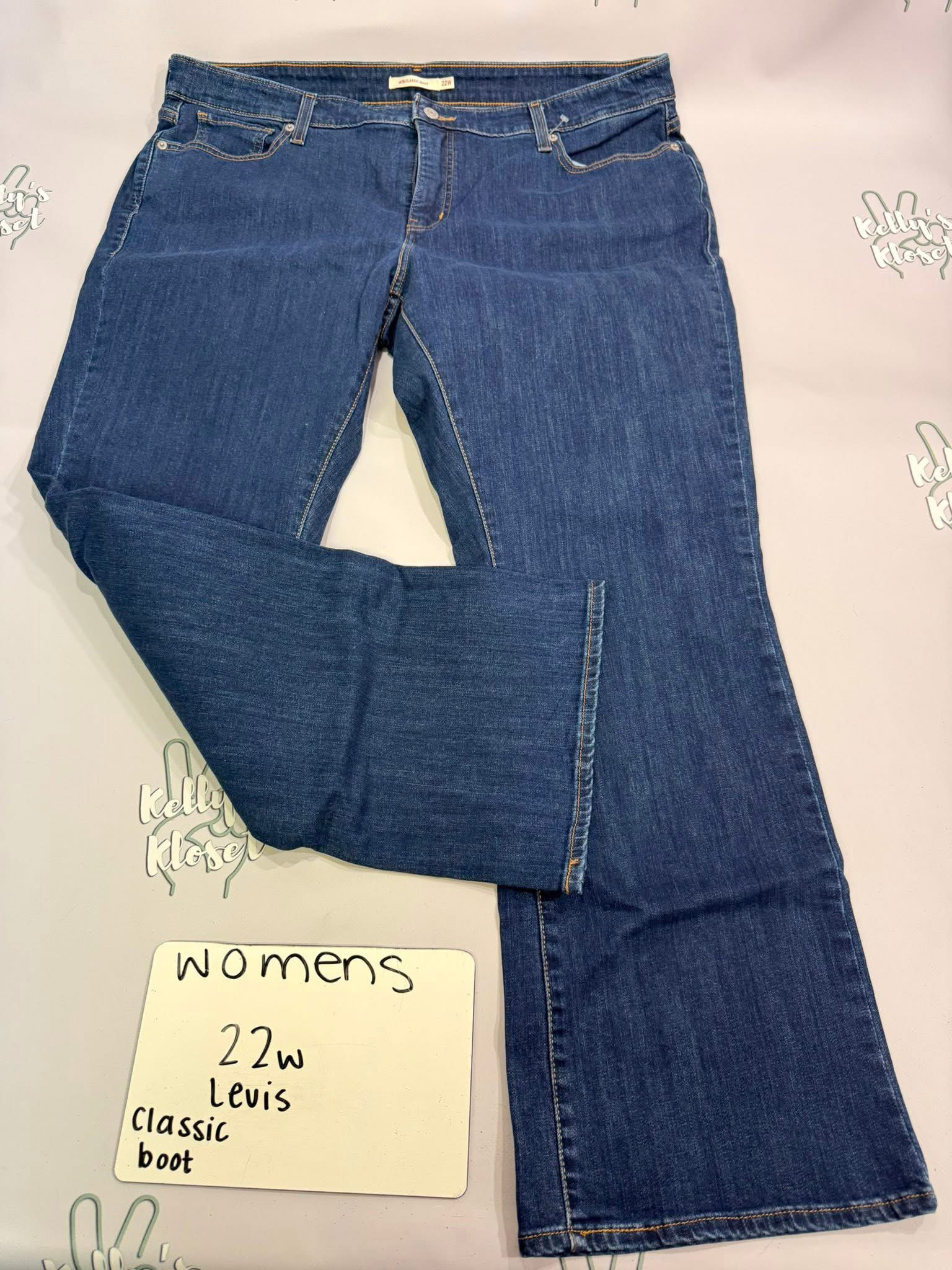 Levi’s- Classic Bootcut- Size: 22W