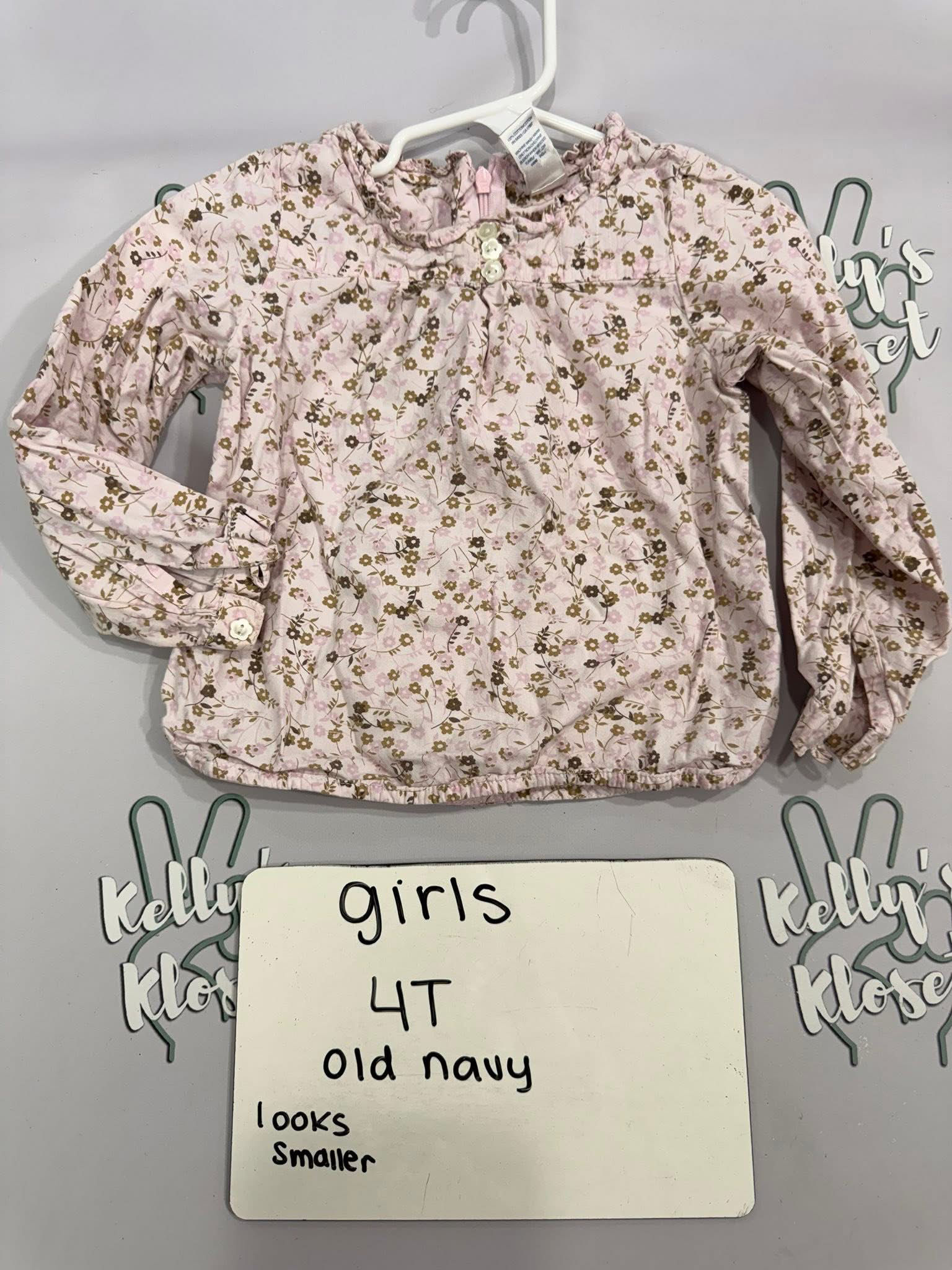 Old Navy- Size: 4T