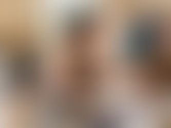 Une maquilleuse professionnelle réalisant un maquillage enfant sécurisé lors d’un anniversaire avec produits hypoallergéniques et matériel propre à Montpellier