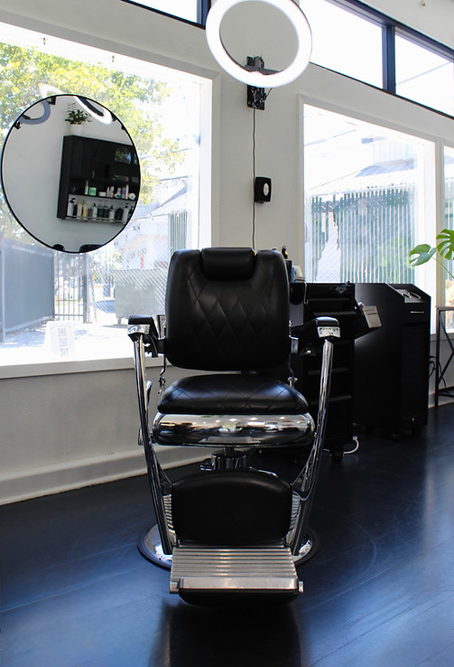 Sixela Nail Salon-1_edited_edited.jpg