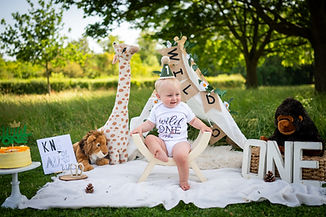 arthurs cake smash-1 2.jpg