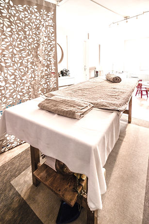 table%20de%20massage_edited.jpg