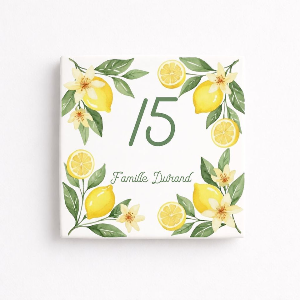 Plaque de maison personnalisée citron – Numéro et prénom sur carrelage