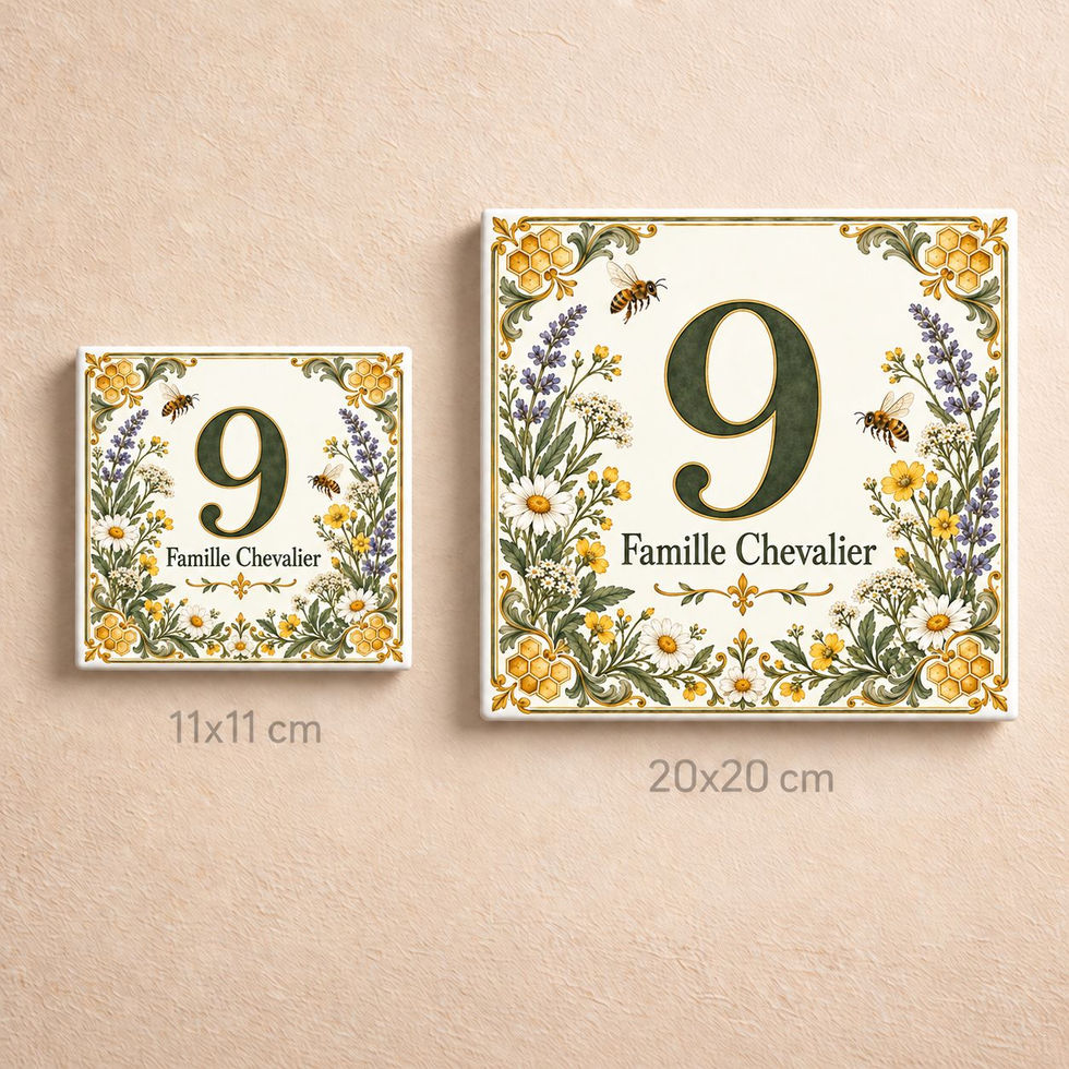 Plaque Abeilles des Prés présentée dans les formats 11 x 11 cm et 20 x 20 cm.