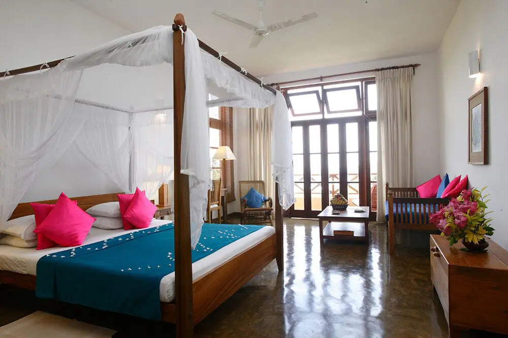barberyn-beach_deluxe-room_05.webp
