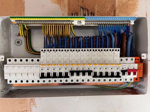 fuse board, consumer unit, fuse box