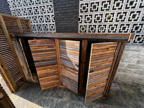 Bin store, bin storage, external bin storage