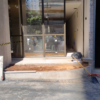  condomínios, residências e órgãos públicos.