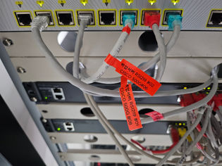 2024-12-28 : 전산실 개선 / 케이블정리 / 서버문제 부품교체 / 서버청소 (진행중) / 주간 야간 변행