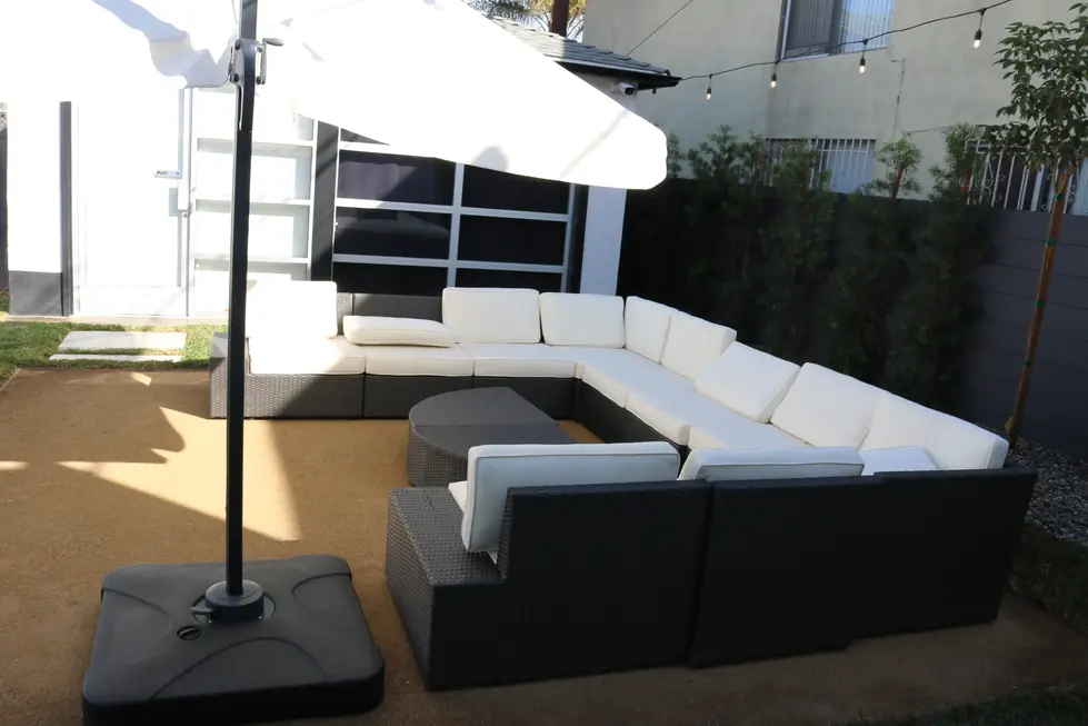 pathway between turf and gravel – Sean Kim