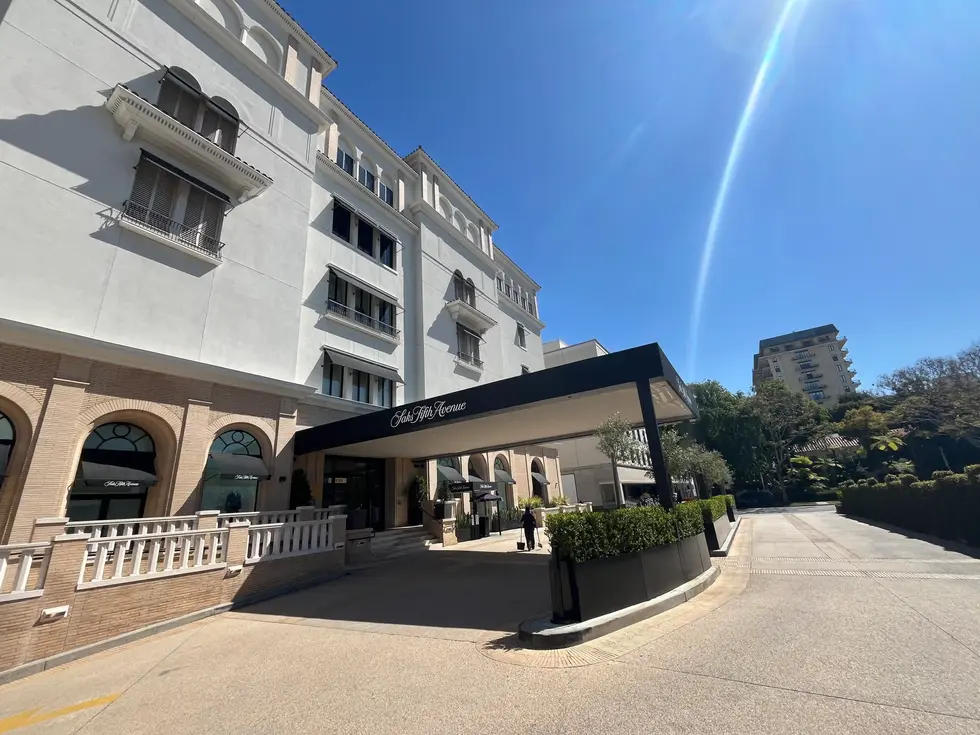 Saks Fifth Ave smooth flow landscape design 9570 Wilshire Blvd