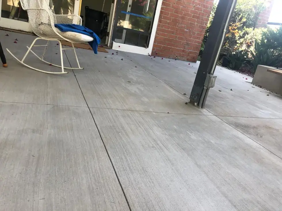 CLEAN LINES IN DESIGN – ERIK D_134853