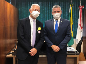 REITOR DA UFSJ SE ALIA A DEPUTADO INIMIGO DOS TRABALHADORES