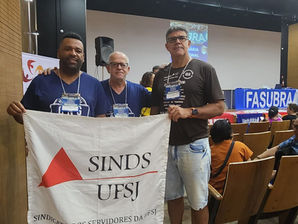 DELEGADOS DO SINDS-UFSJ PARTICIPAM DE SEMINÁRIO SOBRE CARREIRA E PLENÁRIA EM BRASÍLIA