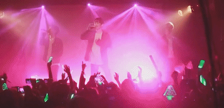 tour1.gif