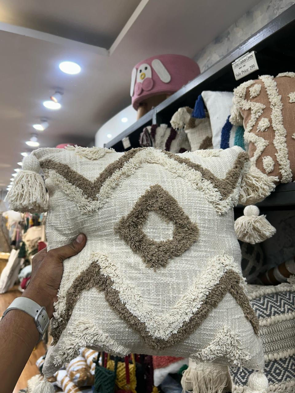 16*16 Beige Diamond Cover
