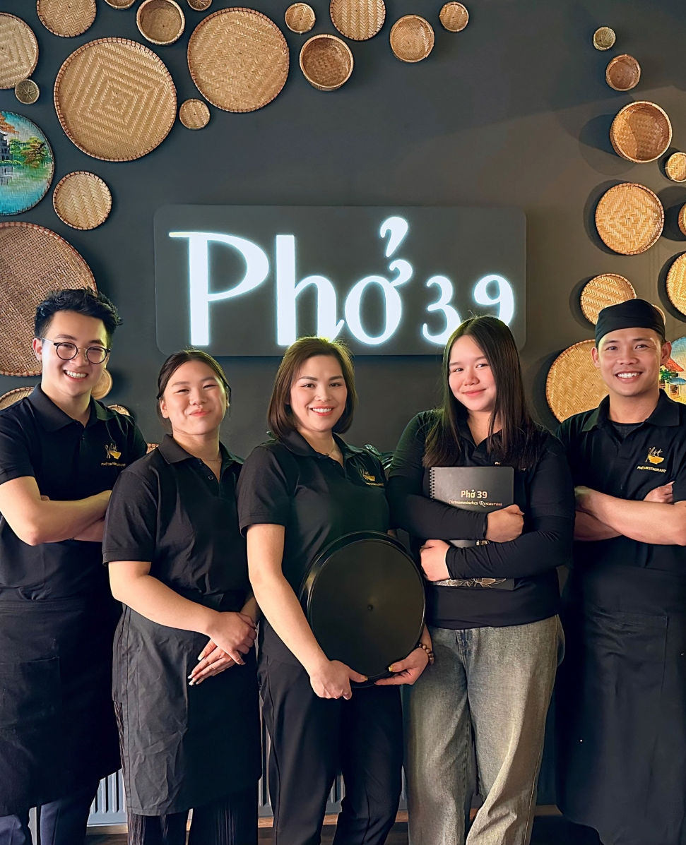 Pho 39 Team