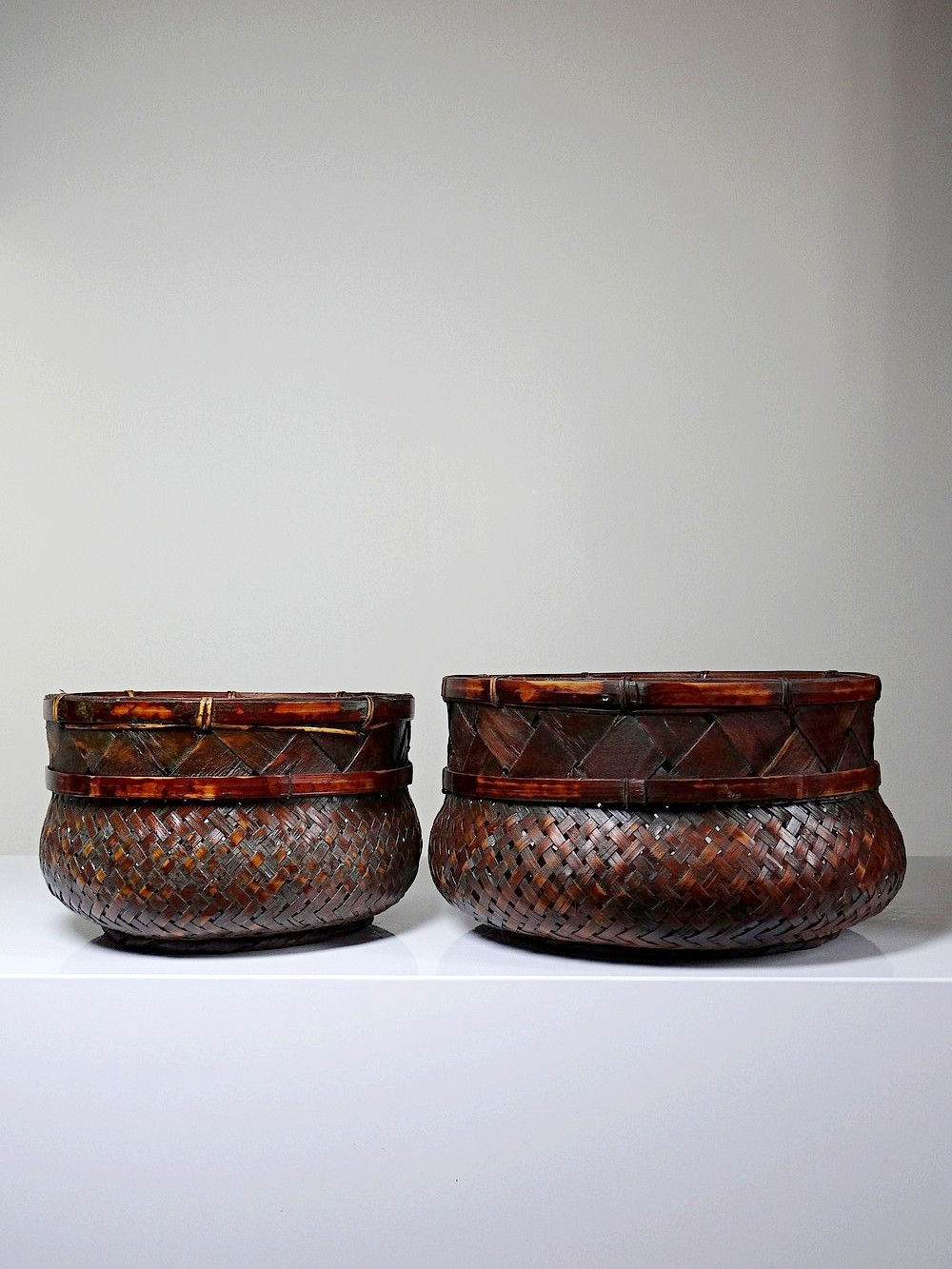 Duo de panières en bambou tressé Japonaises artisanales gigognes vintages