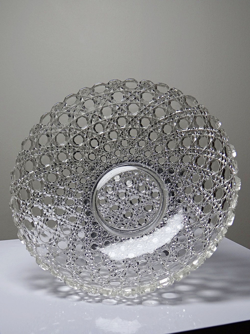 Miniature : Coupe en verre pressé pointes diamants ancienne 1920-195 sur pied étain