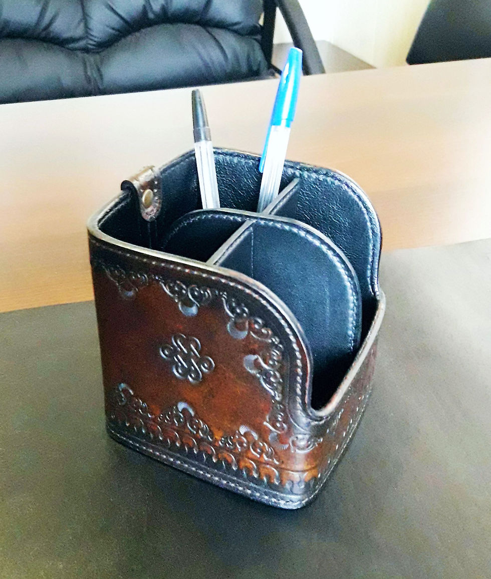 Миниатюра: Офисный набор на стол руководителя