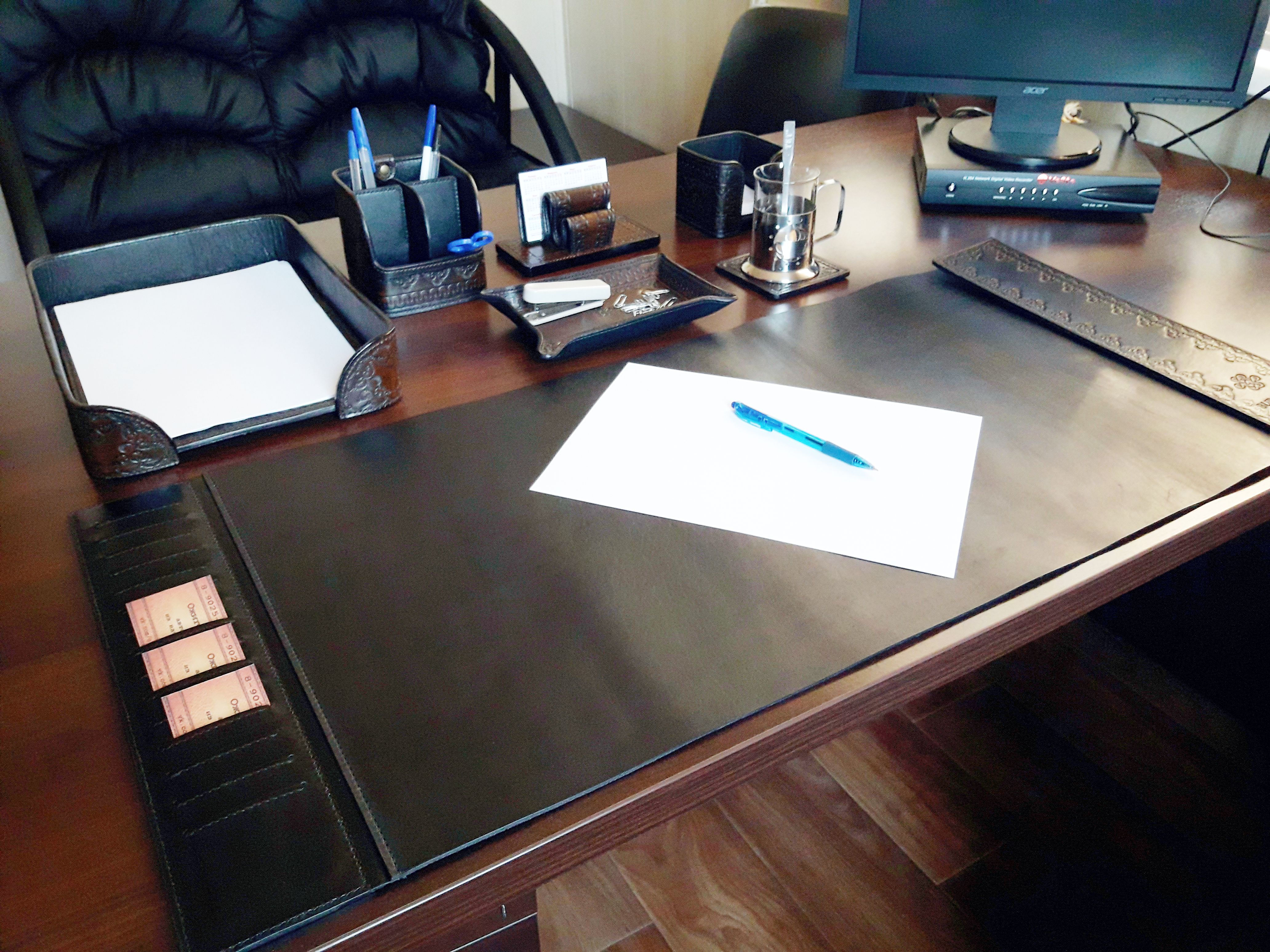 Офисный набор на стол руководителя