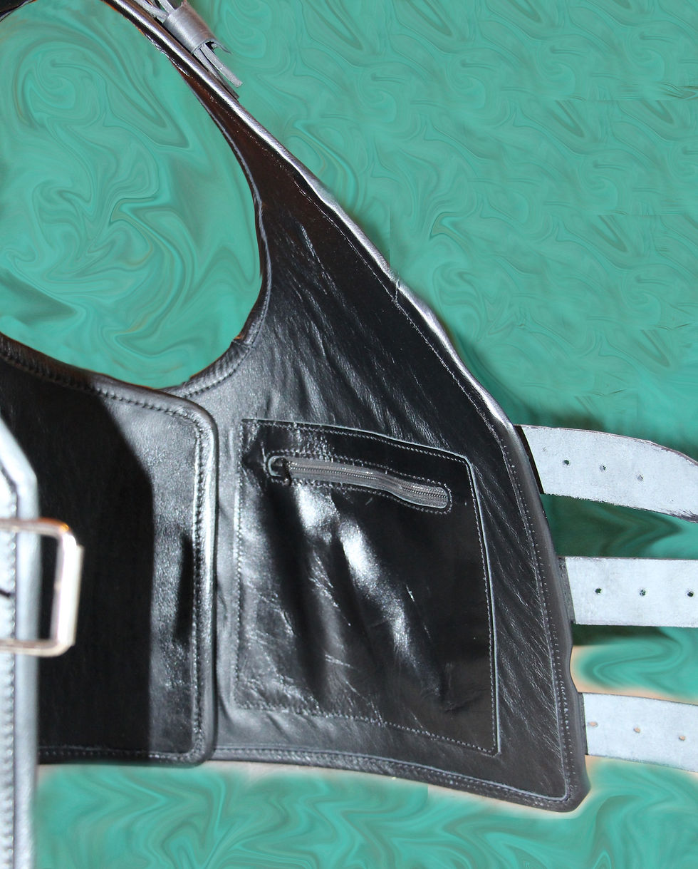 Миниатюра: Жилет-броня для байкера