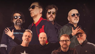 Biquíni e Nenhum de Nós dividem palco em show em SP