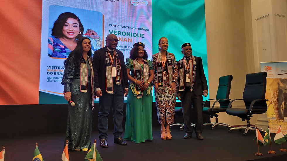 - Márcia Santos, Embaixador Diamouténé Alassane Zié, Véronique Vonan, proprietária dos restaurantes Le Placali Abouré e Presidente do Grupo Vove, Jeniffer Curcio e Noël-Hub - Foto; Raphaela Cunha