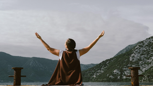 Boom do turismo espiritual movimenta busca por equilíbrio emocional