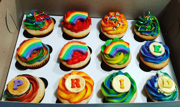 pridecupcakes1.jpg