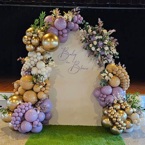 Baby in Bloom backdrop.jpg