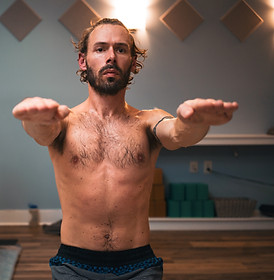 2023-1-28_Yoga Sol-65_edited.jpg