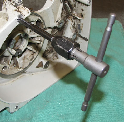 Thread Maintenance & Repair On A Pro Saw_07.jpg