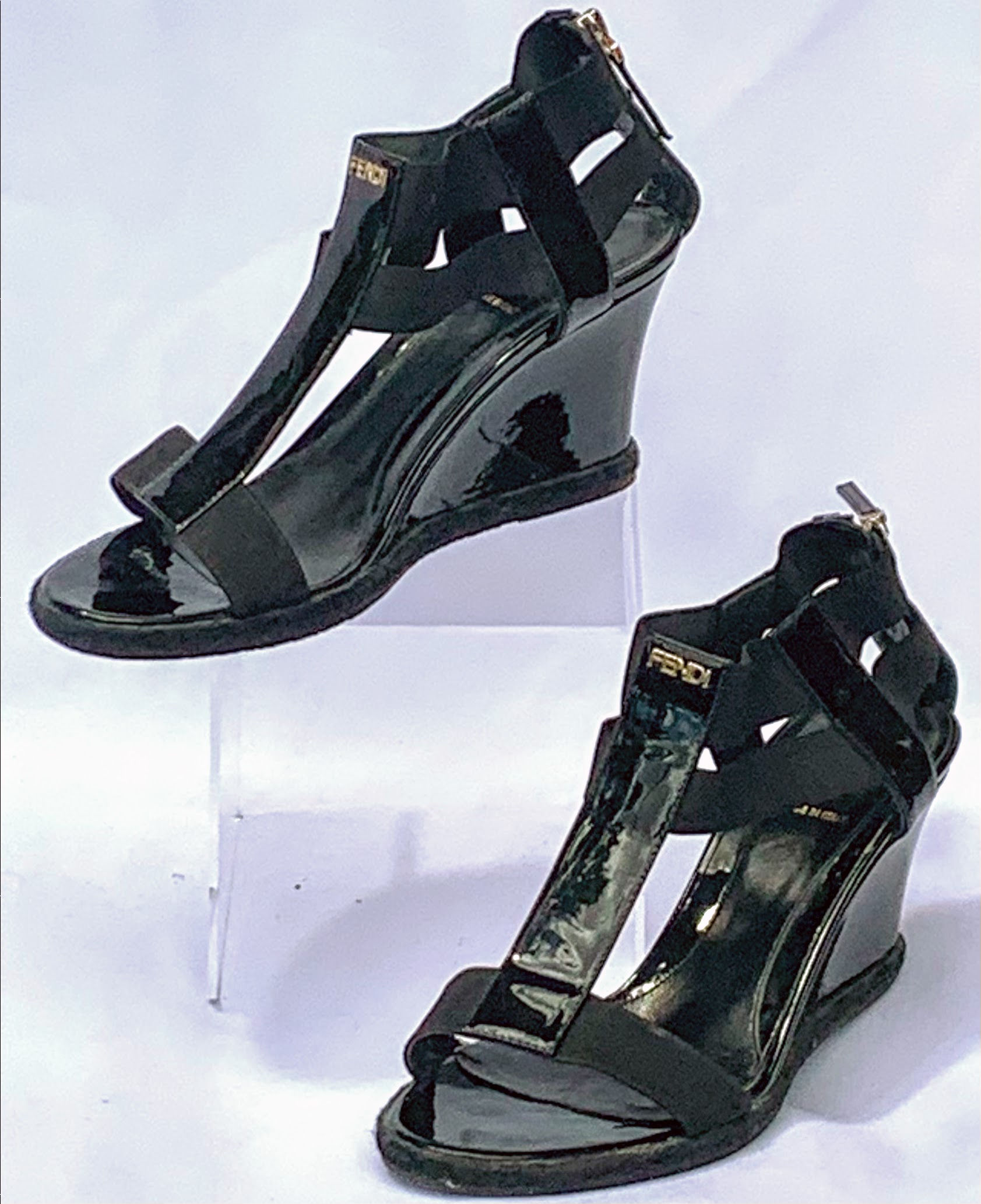 FENDI BLACK PATENT LEATHER WEDGE T-STRAP SANDALS