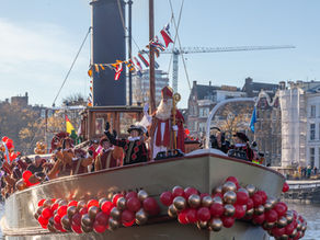 Sinterklaas Festival Amsterdam 2025: The magical connection between St. Nicholas of Bari and Amsterdam's patron saint