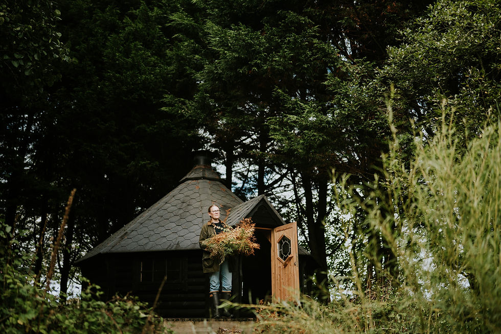 Festive 'Forage and Create' Afternoon