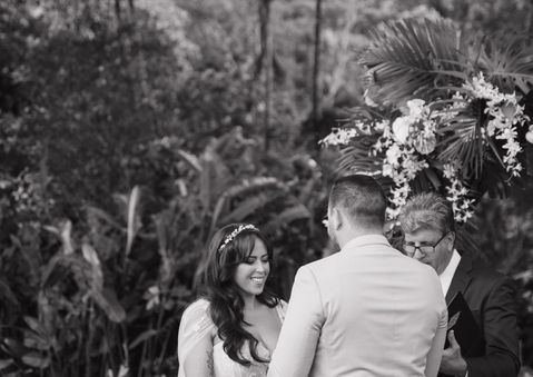 OahuHawaiiWeddingAlexandraMitchell-0810-2.jpg