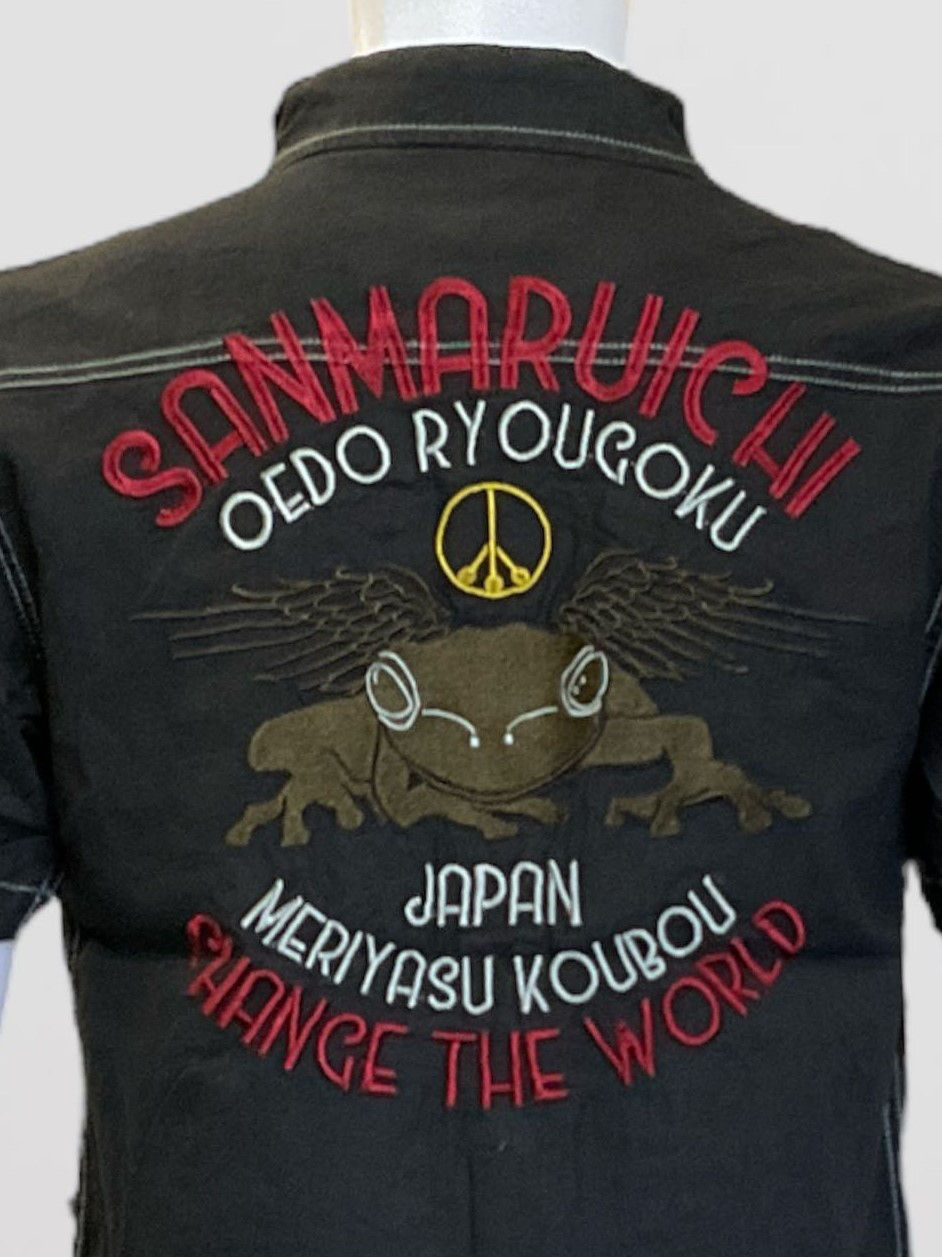 縮圖：○参丸一 SSH-11051  −36 サンマルイチ『羽フセカエル』半袖シャツ